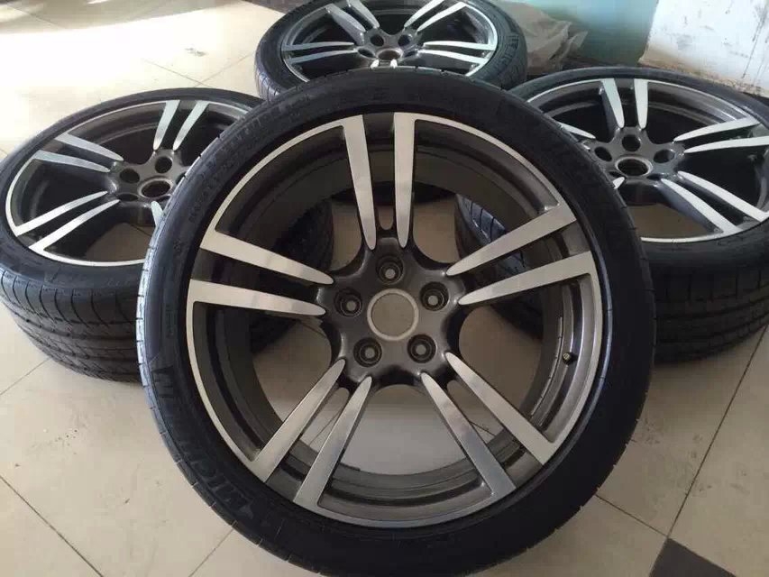 卡宴、21寸，原廠拆車新到貨一套，要的趕緊。