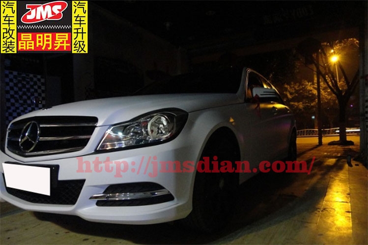 奔馳 C級(jí) B級(jí) E級(jí) 全車(chē)貼膜 全車(chē)改色貼膜 汽車(chē)漆面貼膜 全車(chē)改色 進(jìn)口膜 深圳實(shí)體改裝店