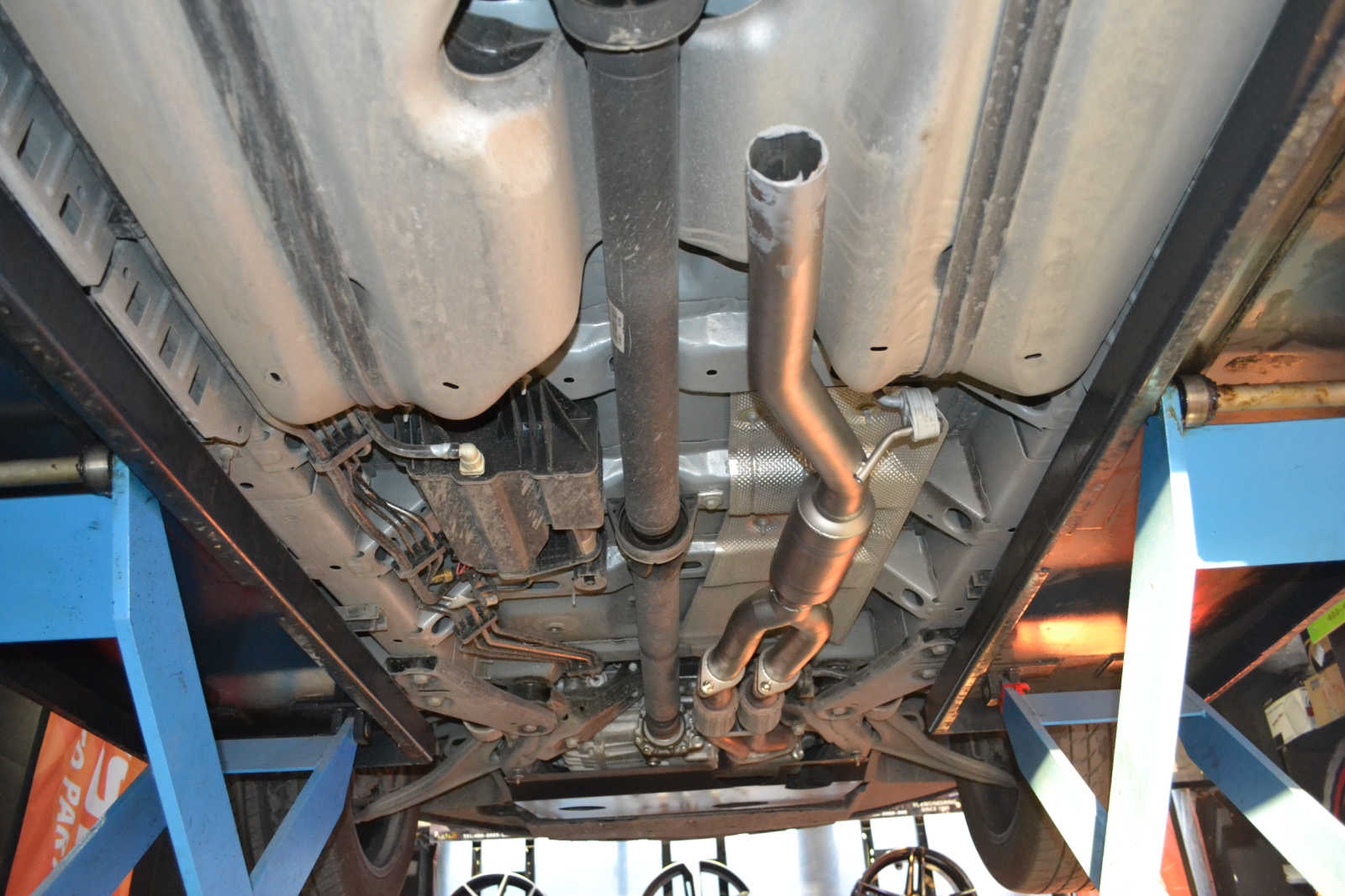凱迪拉克SRX升級(jí)美國(guó)K2 MOTOR排氣