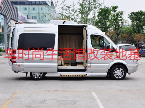 車時(shí)尚汽車改裝/奔馳斯賓特房車內(nèi)飾個(gè)性改裝