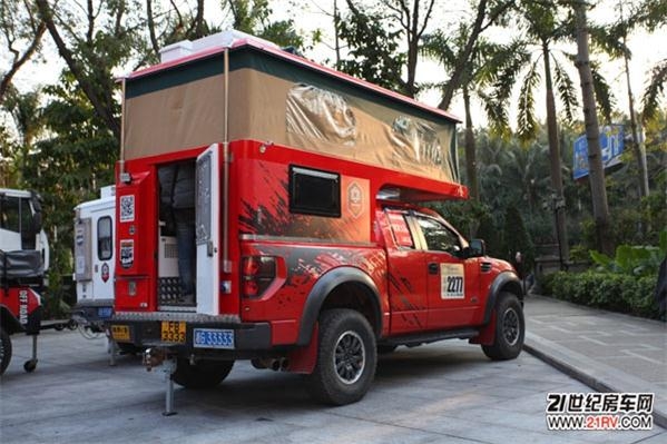 皮卡房車——福特猛禽皮卡房車大升頂房車設(shè)備