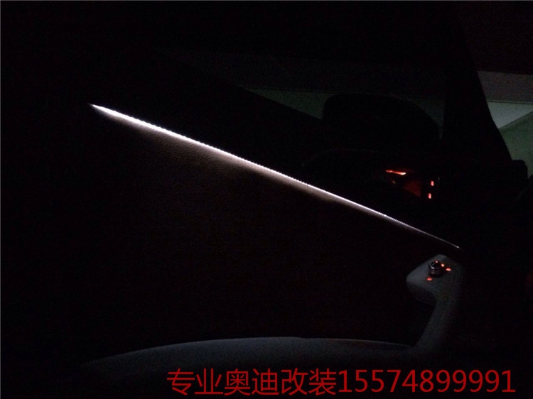奧迪A6改裝RS6中網(wǎng)，霧燈罩，全車碳纖維內(nèi)飾，氛圍燈，拉手燈