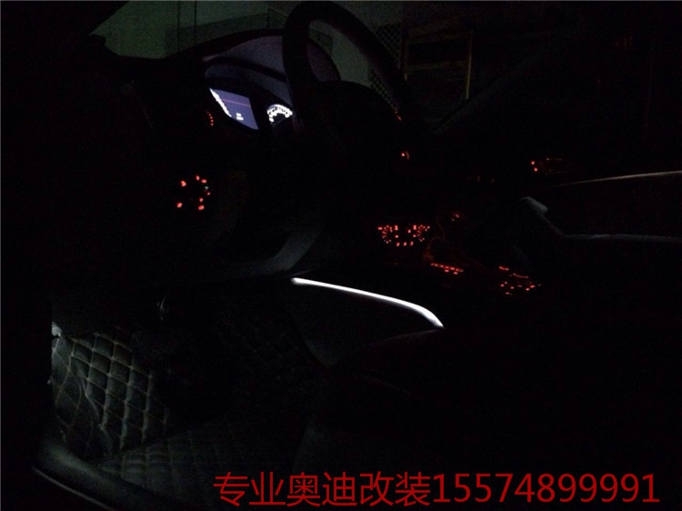 奧迪A6改裝RS6中網(wǎng)，霧燈罩，全車碳纖維內(nèi)飾，氛圍燈，拉手燈