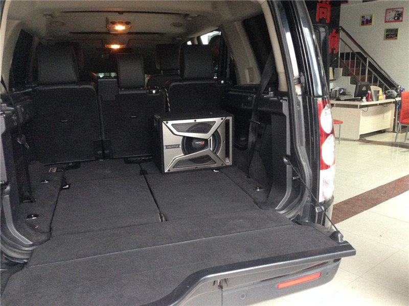 完美音質(zhì) 路虎發(fā)現(xiàn)4升級(jí)歐迪臣&赫茲音響完美演繹盡在上尚音響