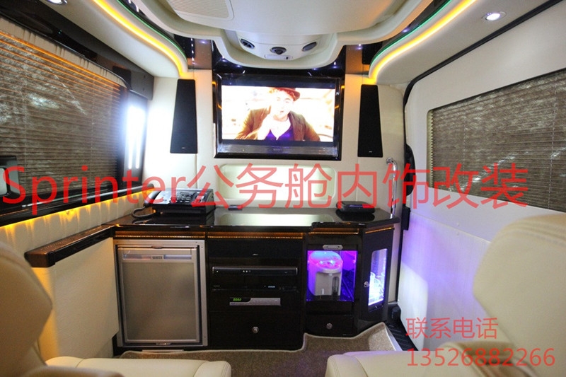 鄭州車時尚 奔馳Sprinter公務艙C商務車內飾改裝
