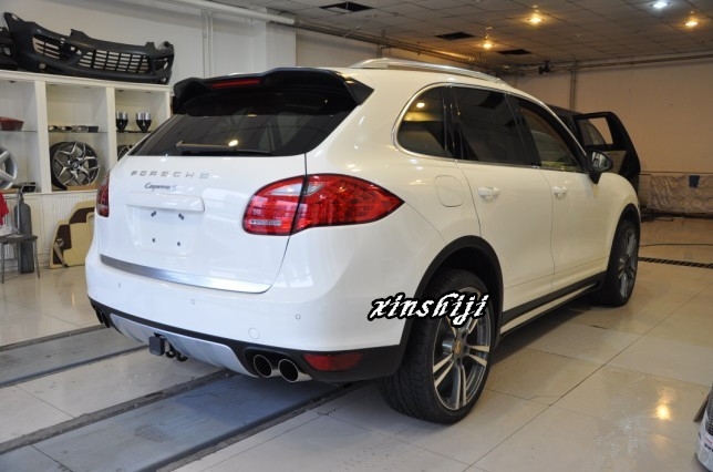 保時(shí)捷卡宴958改裝hamann大包圍前杠后杠碳纖維機(jī)蓋包圍排氣