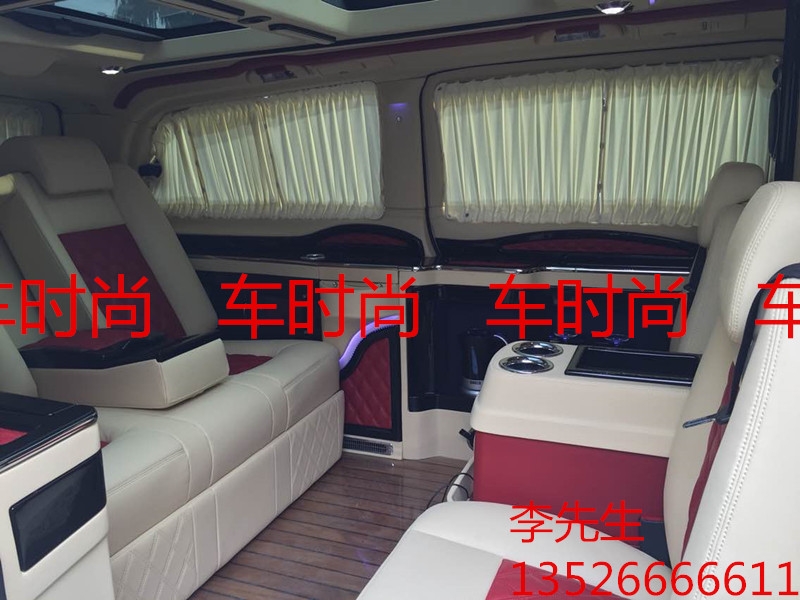 鄭州車時尚 奔馳威霆專業(yè)汽車內(nèi)飾改裝案例