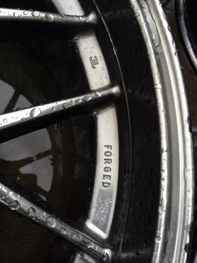 BBS、RGR ，18 寸 鍛造，現(xiàn)貨 少有，合裝 銳志，凌志 ，需要的朋友趕緊！！