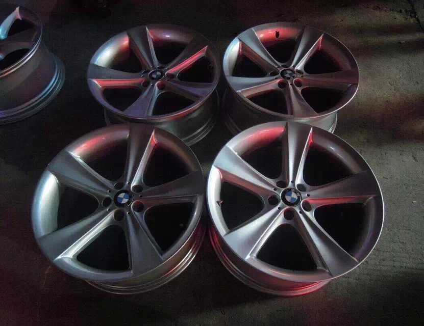 寶馬 X6:21寸,現(xiàn)貨