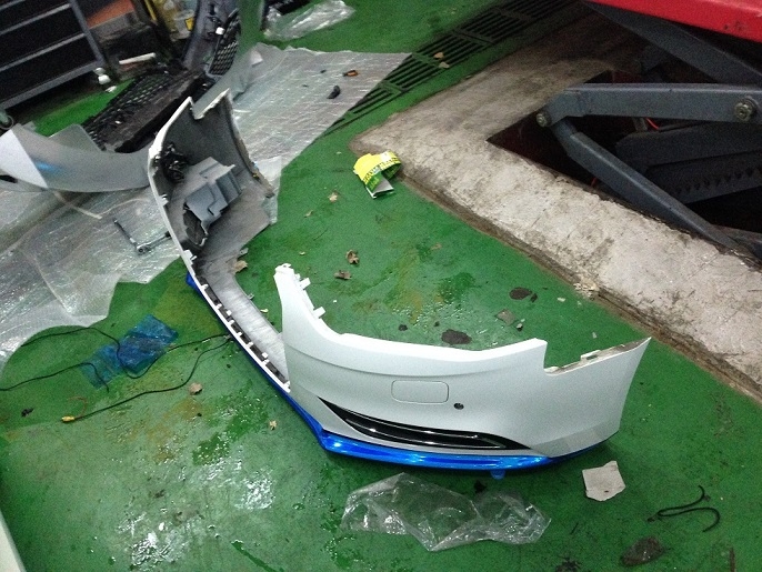 沈陽汽車改裝 A4L改裝RS4前杠套件 沈陽汽車改裝連鎖