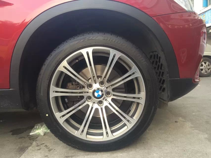 X3，裝19寸、M3原裝
