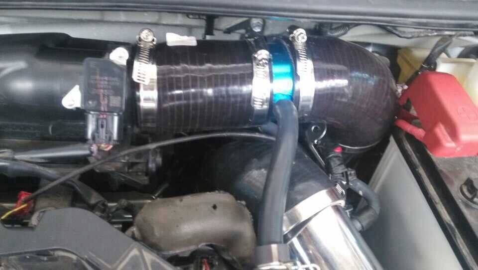 威驰提升动力节油改装加装键程离心式电动涡轮增压器LX3971