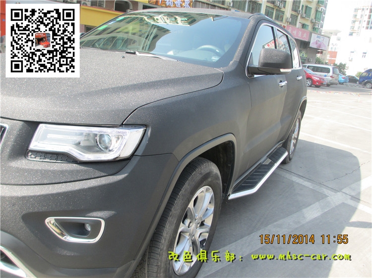 深圳JEEP大切諾基改色貼膜 車身改顏色 實(shí)體店施工