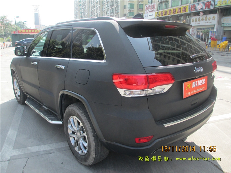 深圳JEEP大切諾基改色貼膜 車身改顏色 實(shí)體店施工