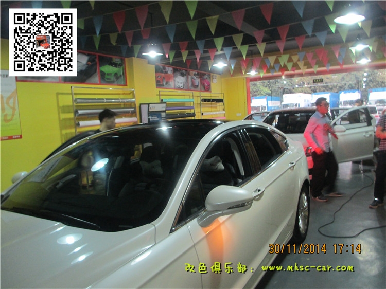 福特新蒙迪歐改色貼膜 車身改色貼膜 貼黑頂 全景天窗貼膜