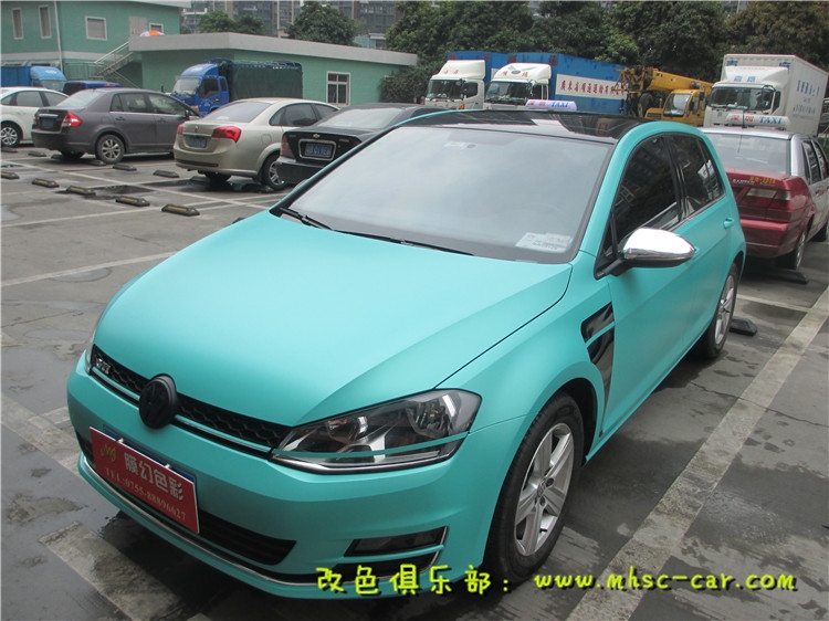 大眾高爾夫7改色貼膜 車身改顏色 改裝裝飾 深圳車衣裳膜幻色彩出品