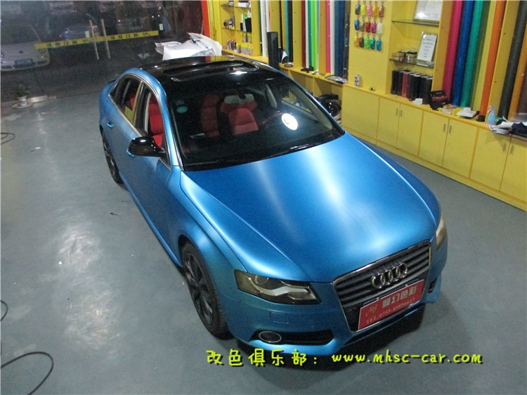 奧迪A4L全車(chē)改顏色 車(chē)身改色貼膜 深圳車(chē)衣裳膜幻色彩出品
