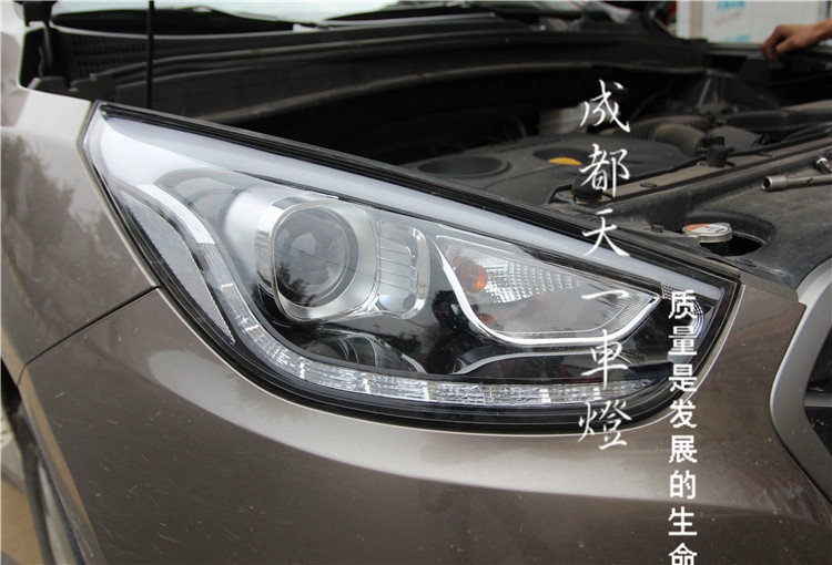 成都現(xiàn)代IX35車燈改裝升級Q5海拉雙光透鏡氙氣燈總成