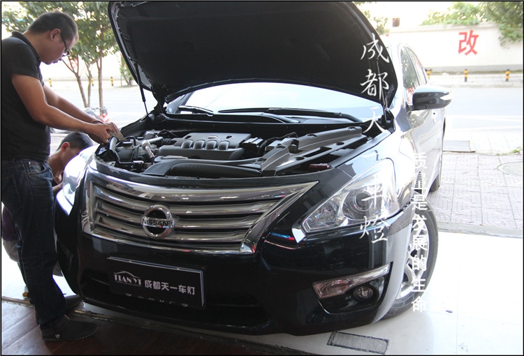 成都新天籟改車燈|天籟車燈改裝升級(jí)雙光透鏡氙氣燈總成|成都改車燈