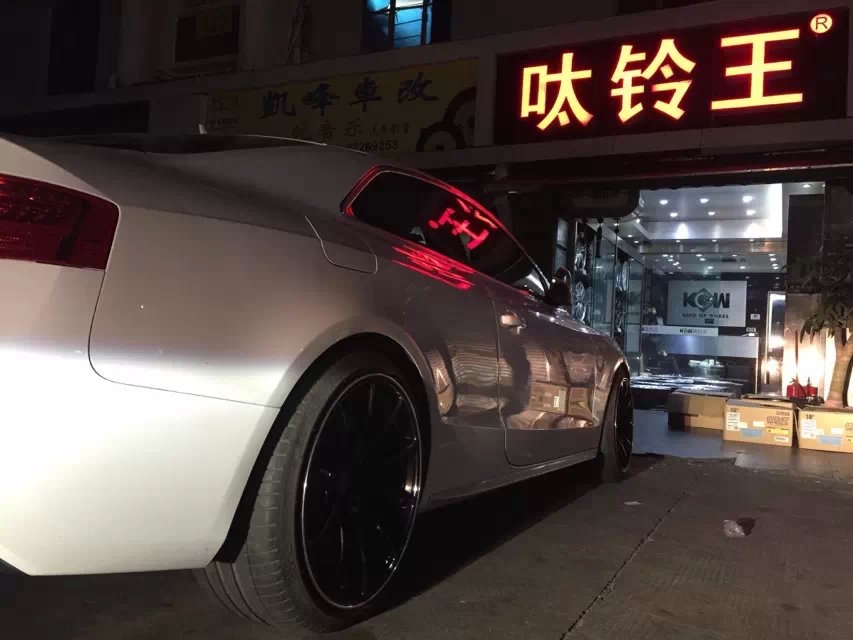 S5，裝全新G25．ET22、19寸