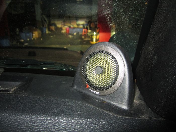 佛山途歌汽車(chē)影音：Jeep 牧馬人音響改裝（9）