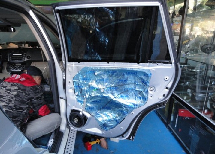 天籟之音與你同行—豐田RAV4大能全車隔音+音響改裝