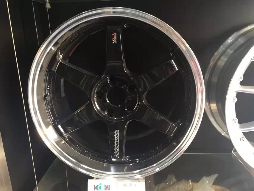 TE37、TTA 18寸,全新,寶馬用