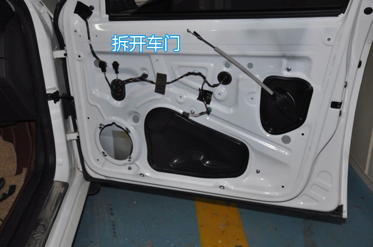 昆明道聲大眾朗行換以色列摩雷瑪仕舞套裝