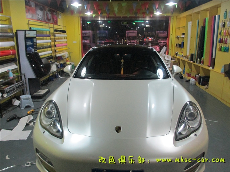保時(shí)捷panamera車身改顏色 全車改色貼膜 改裝裝飾