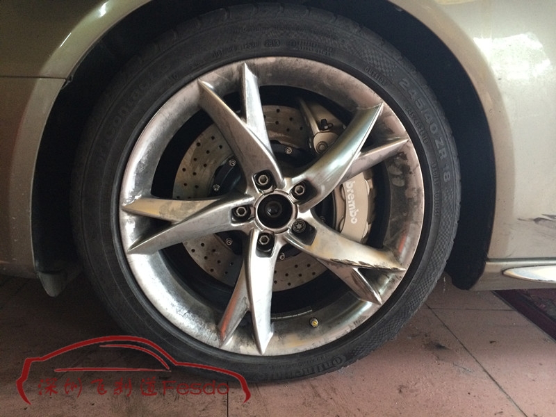 BREMBO 19Z六活塞剎車卡鉗套裝，奧迪A4L改裝案例