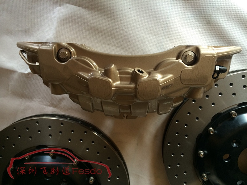 BREMBO 19Z六活塞剎車卡鉗套裝，奧迪A4L改裝案例