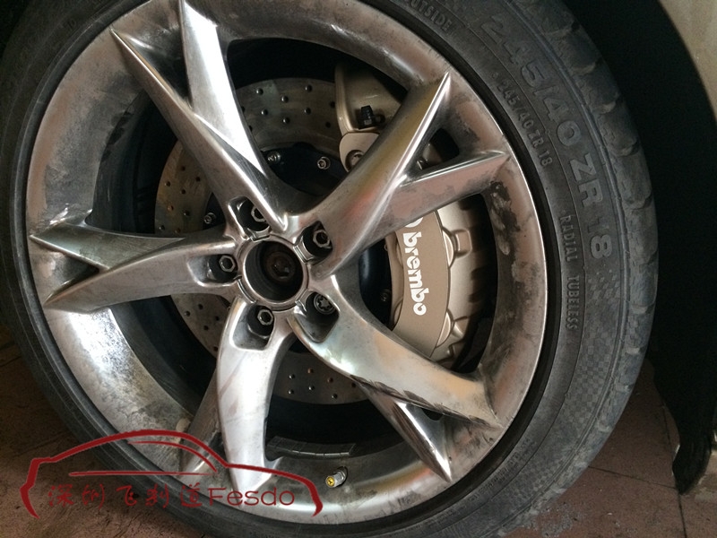 BREMBO 19Z六活塞剎車卡鉗套裝，奧迪A4L改裝案例