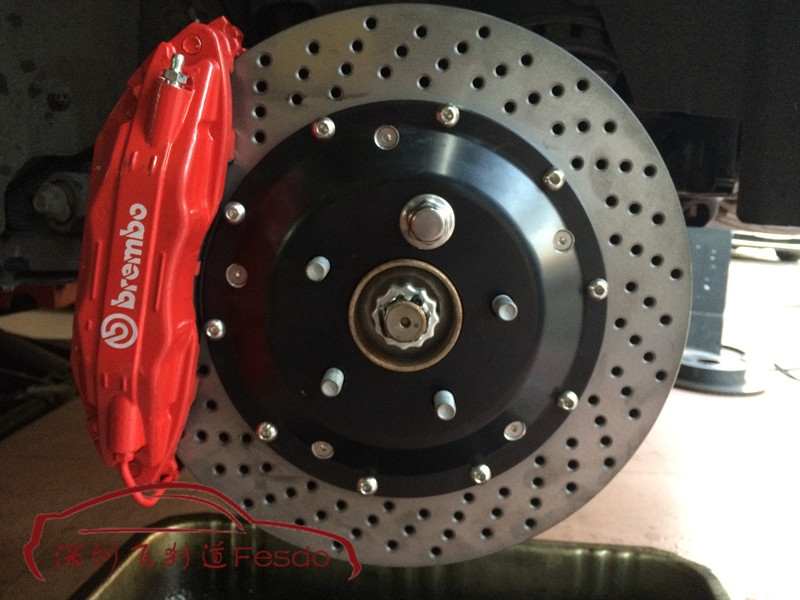 BREMBO 19Z六活塞F50四活塞剎車卡鉗套裝，英菲尼迪QX70改裝案例