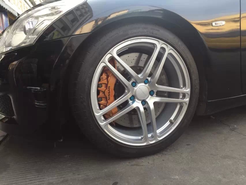 G37、裝19寸，GC05K