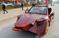 紅木跑車
