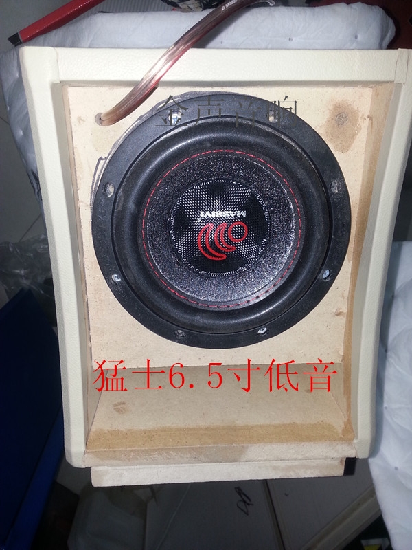 霸道改裝意大利卓麗汽車音響---金聲汽車音響