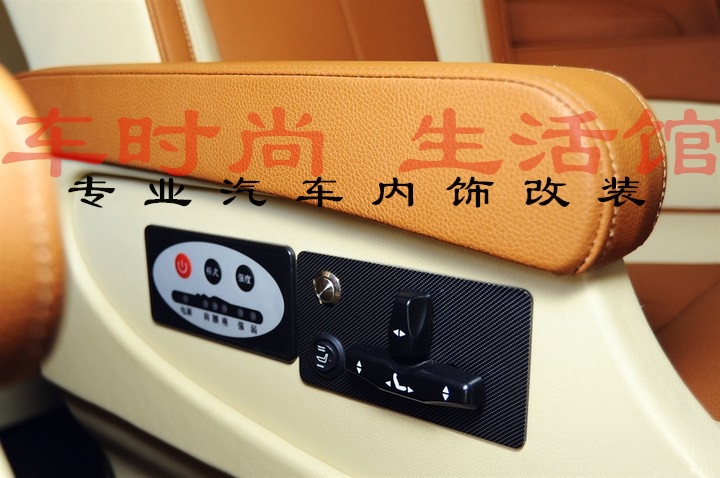 鄭州車時尚生活館威霆豪華內(nèi)飾改裝