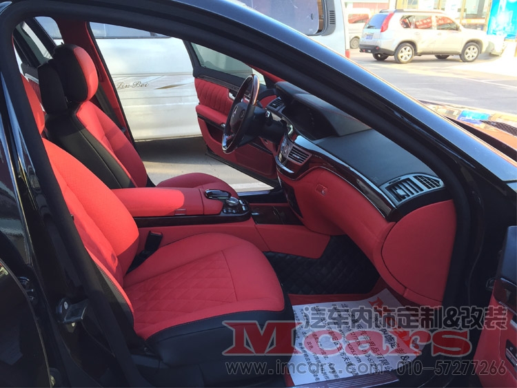 奔馳S600 黑紅真皮內(nèi)飾改裝