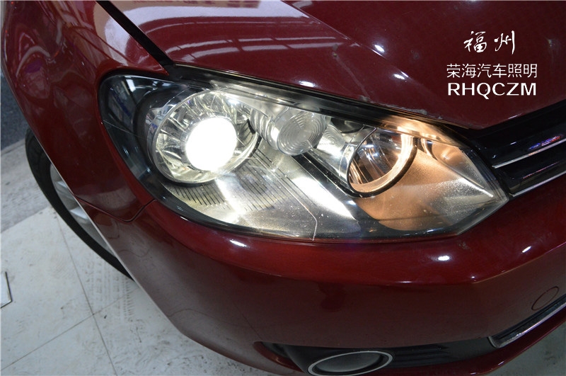 大眾高爾夫6燈光升級(jí)，福州氙氣燈改裝升級(jí)，天使眼淚眼改裝，福州榮海照明最好的車(chē)燈改裝店
