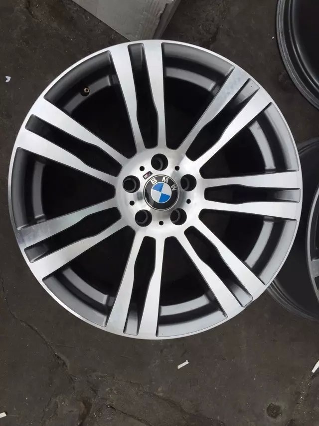 X5M.20寸一套,合裝 X5、X6。