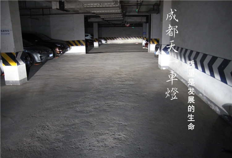 成都奧迪A6L車(chē)燈改裝海拉5雙光透鏡歐司朗氙氣燈總成