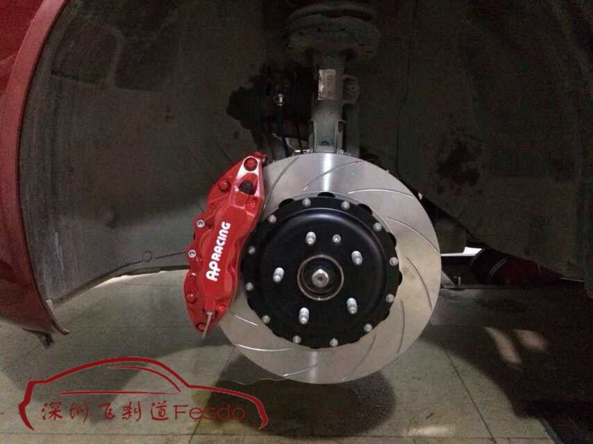 AP9040六活塞剎車卡鉗套裝，君威改裝案例