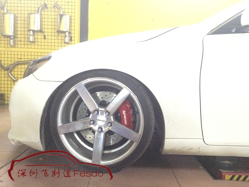 AP9040六活塞剎車卡鉗套裝，銳志改裝案例