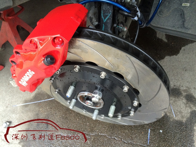 AP9040六活塞剎車卡鉗套裝，新勝達(dá)改裝案例