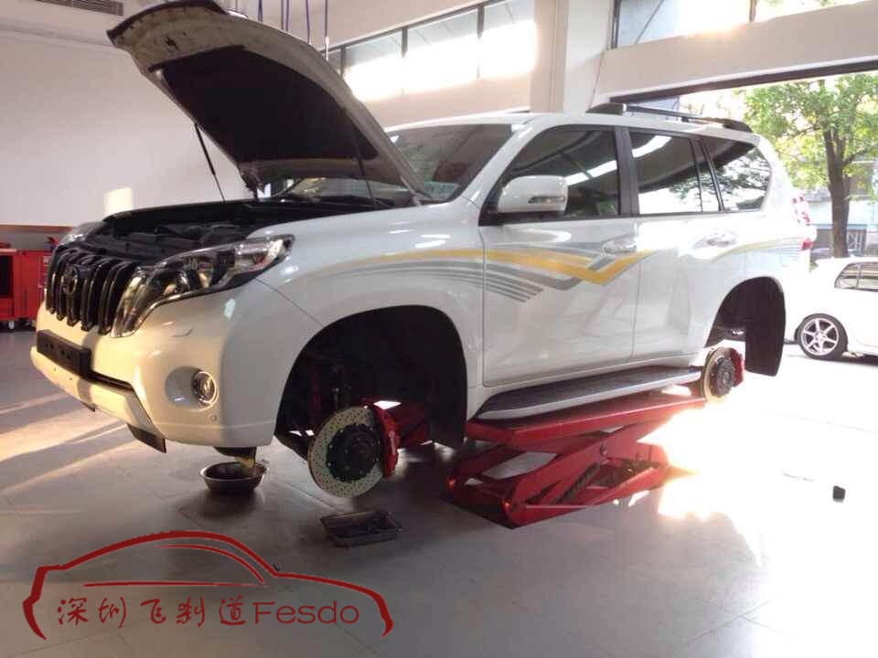 BREMBO GT前六后四原裝剎車卡鉗套裝，豐田霸道改裝案例