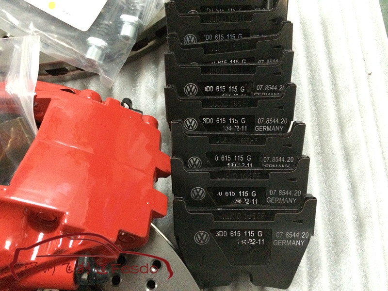 BREMBO OE款前八后四剎車套裝，路虎攬勝運動版改裝案例