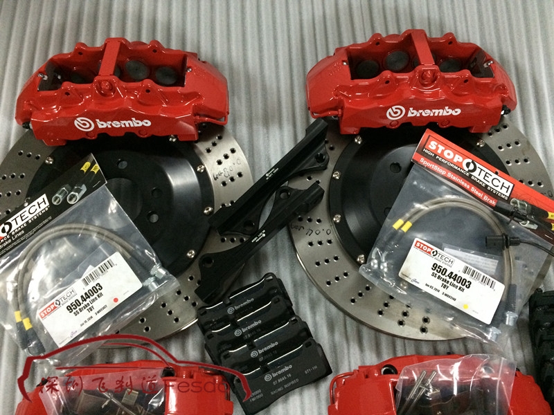 BREMBO OE款前八后四剎車套裝，路虎攬勝運動版改裝案例