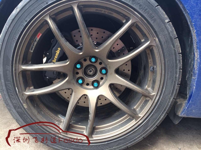 BREMBO OE款前八后四剎車卡鉗套裝，斯巴魯BRZ改裝案例