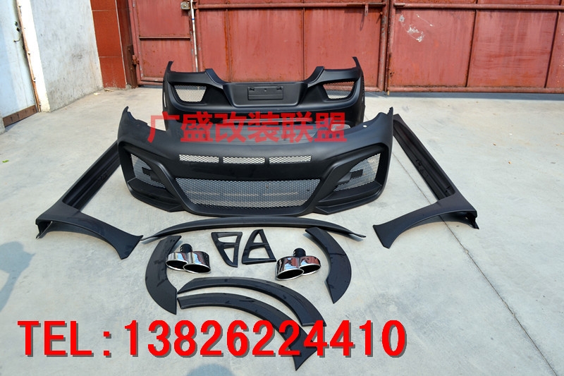 保時(shí)捷Panamera Turbo改裝改裝WALD寬體大包圍碳纖維尾翼排氣后唇