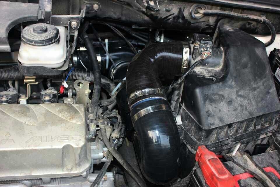 比亚迪S6提升动力节油改装进气改装配件离心式汽车电动涡轮增压器LX3971